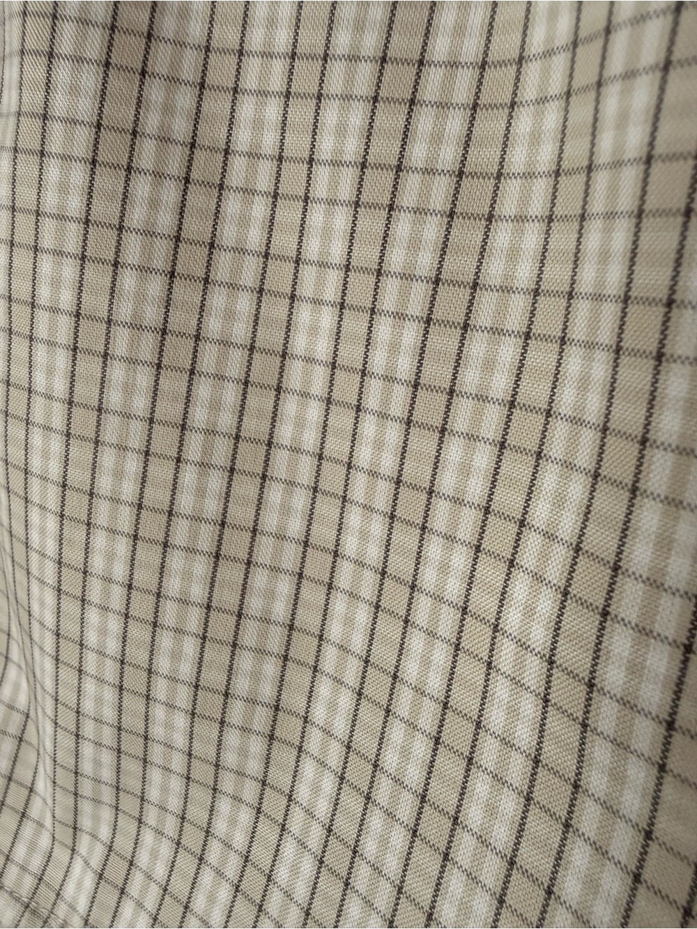 Men’s Eddie Bauer Classic Button-Down Plaid Shirt in Beige and White Sz Med/Tall - Picture 3 of 10